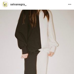 Selva Negra Two Tone Sweatshirt Blouse